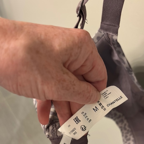 Chantelle Gray and Brown Bra with Adjustable Straps - Picture 10 of 11